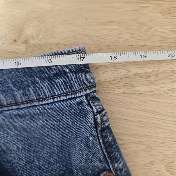 Abercrombie & Fitch Shorts Womens 16 Raw Hem High Rise The Mom Short Curve Love - Picture 5 of 9